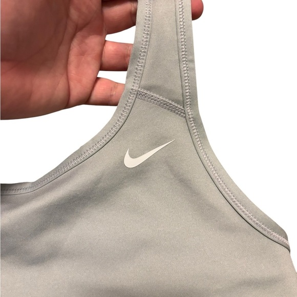 NWT Nike Girls Racerback Gray Sports Bra- Size XL - Picture 2 of 4